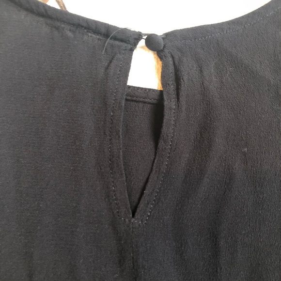 SOLD 🚫🚫🚫 Lovers + Friends cloudbreak cold shoulder boho top - Picture 8 of 9